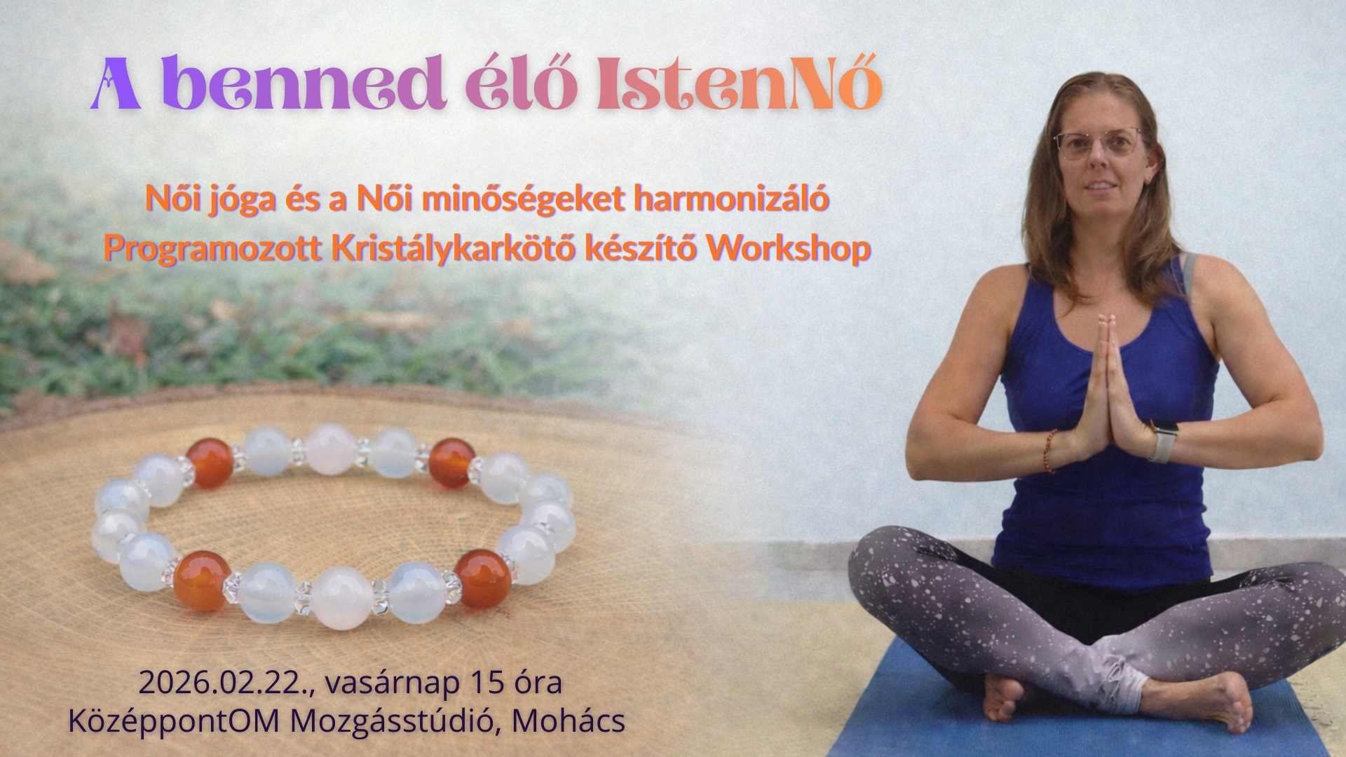 Kristályok egy farönkön elhelyezve